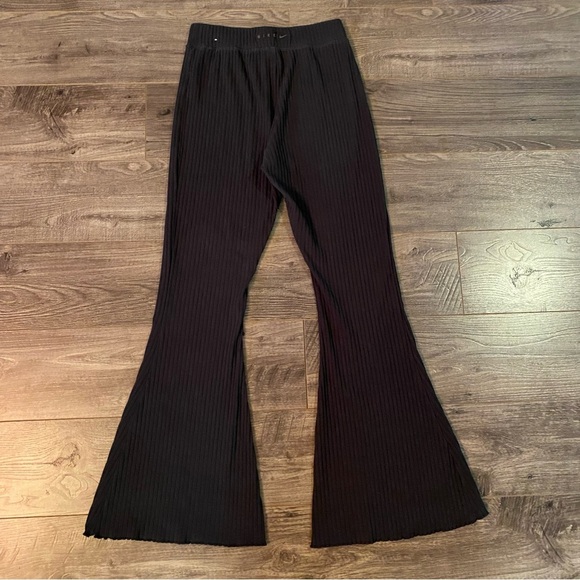 Nike pants High Waist Rib knit Jersey Pants - Picture 5 of 9